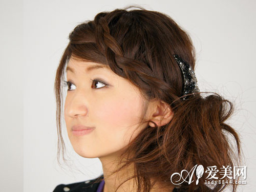 <em>刘海</em>编发教程图解DIY甜美范<em>扎发</em>_360问答