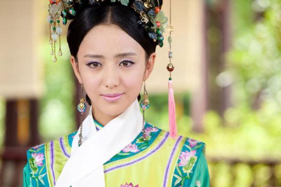 刘宪华7岁学钢琴,戚薇7岁学小提琴,佟丽娅低着