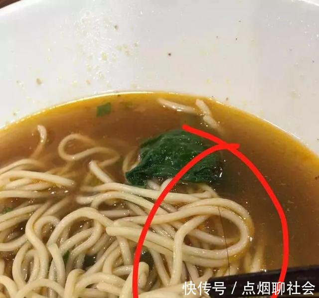 牛肉面吃出一根头发,小伙获赔1016元!网友惊呼