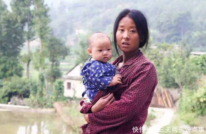 只因照顾一个傻子一日三餐,没曾想竟有人白送