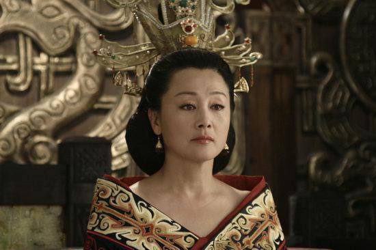 她本是贤妻良母,却因父亲一个决定,成史书记载