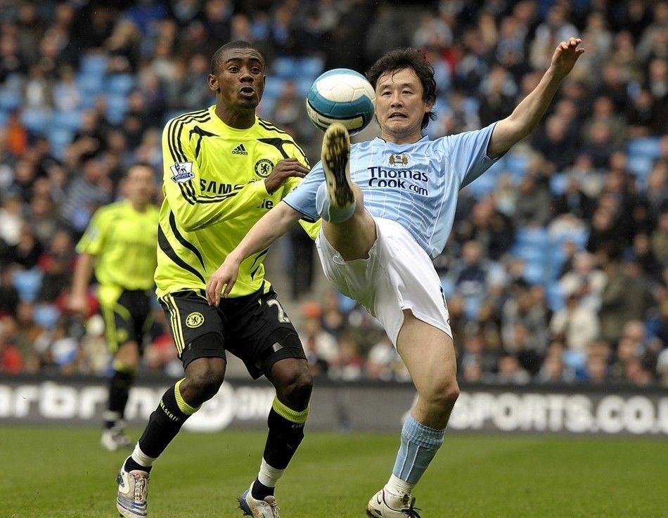 武磊领衔追逐更大梦想 盘点中国至今25位留洋