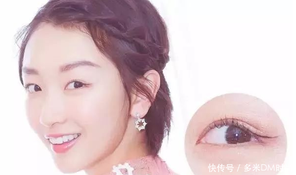 杨幂最新封面的樱花妆,好美啊~