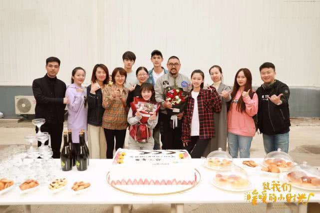 司徒末本末!邢菲《致我们暖暖的小时光》杀青