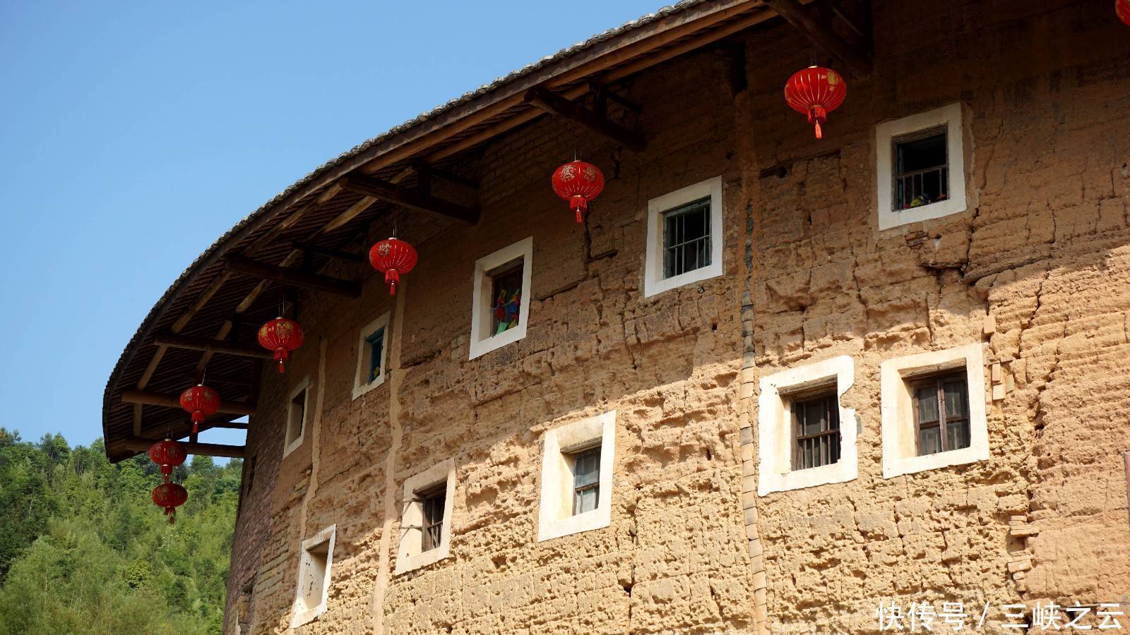 中国古建筑的一朵奇葩,福建永定土楼,神奇的山区民居冬暖夏凉