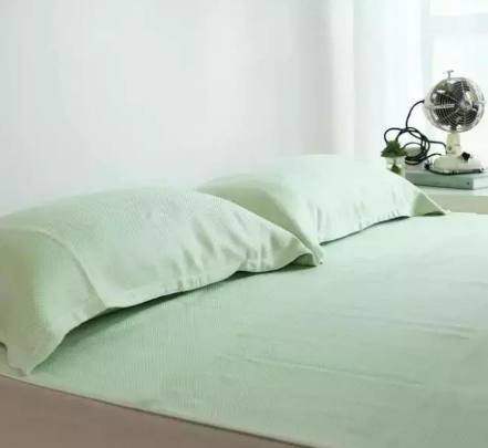 床单里面螨虫多?洗的时候加点它,螨虫远离