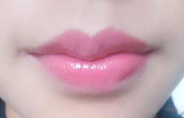 纹什么颜色的唇 t019530df8c258b8d97.jpg