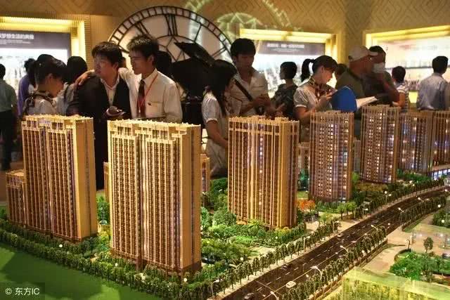 调控还在继续,2018年还能买房么?楼市机会在哪里