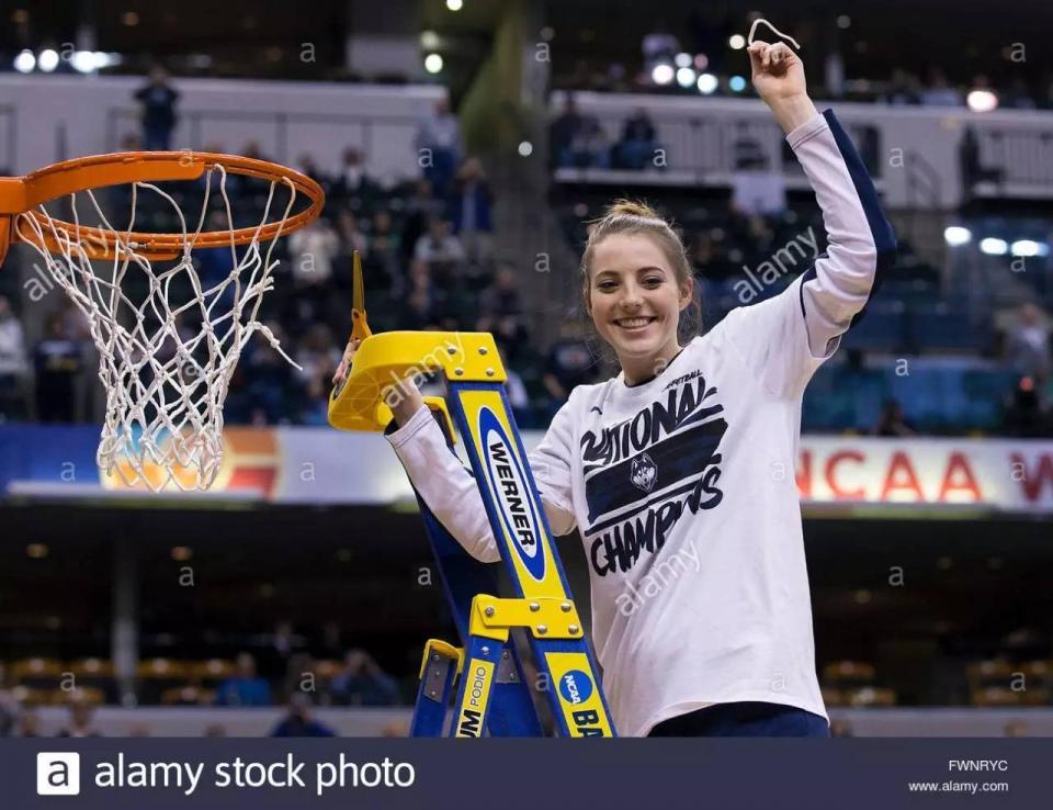 篮球界最美的姑娘,katie lou samuelson