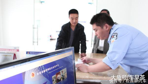 发生交通事故, 对方全责却一直扯皮不赔钱, 我们