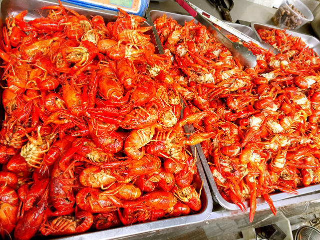 厦门夜宵霸主小龙虾,我一个人能吃下3斤,你肯