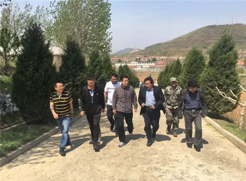 莱山区委常委统战部部长王嗣强,区政府副区长于军修到