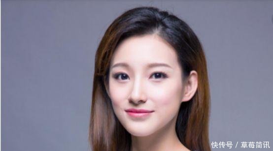 走秀内裤滑落,一句没关系,谁爱看谁看,看粉色内裤情趣图片