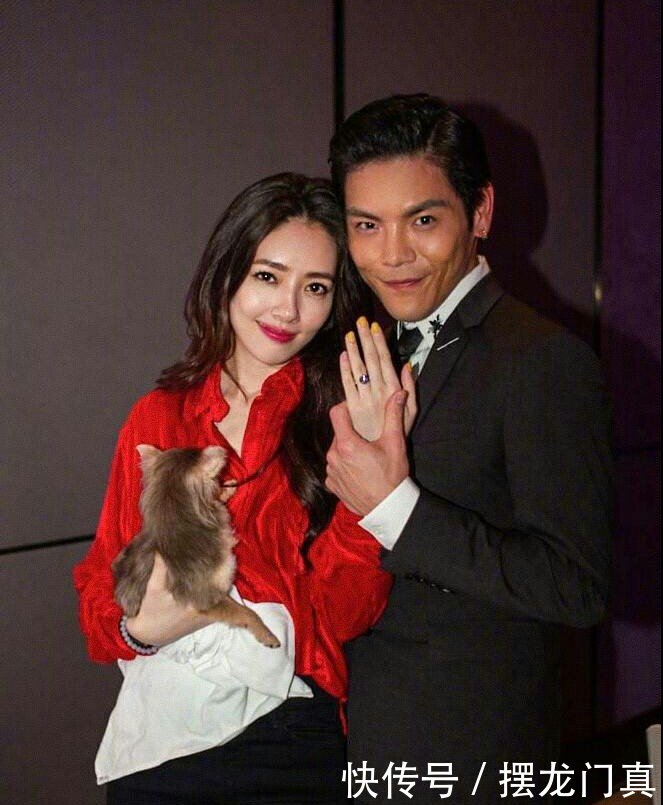 向佐郭碧婷求婚成功,嫁女儿与娶儿媳妇的区别