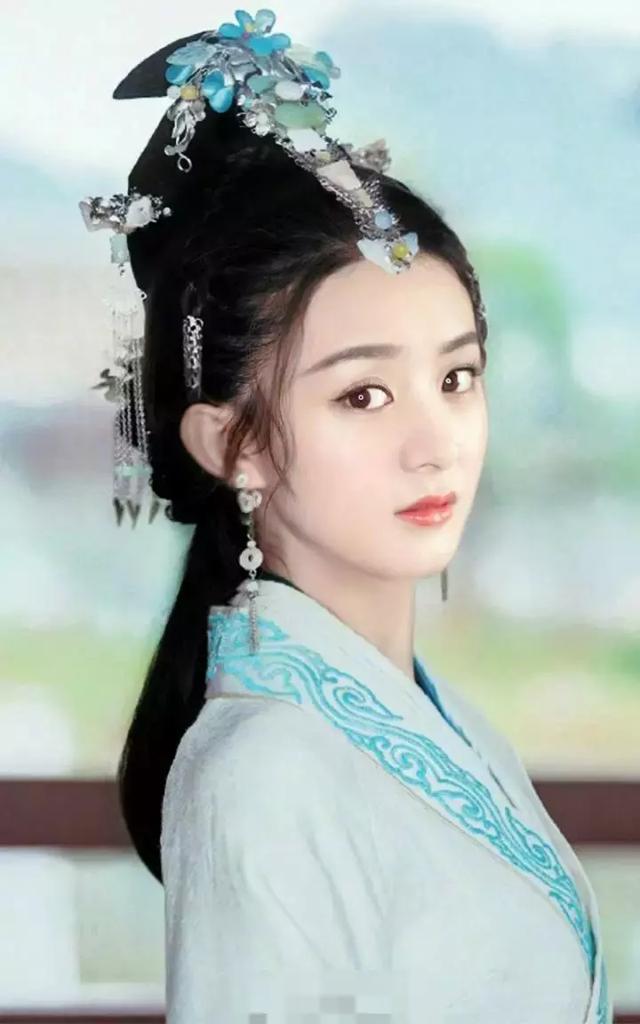 同款古装,热巴杨幂难分胜负,赵丽颖赢毛晓彤,郭