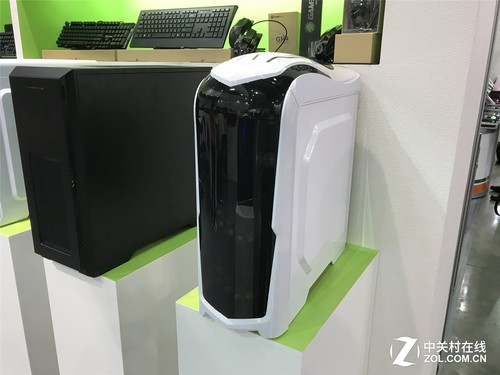 全方位实用设计 GAMEMAX新品亮相台北展(图2) 全方位实用设计 GAMEMAX新品亮相台北展(图2)