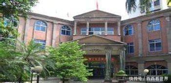 广东最富裕的村子, 一家一栋楼, 当地人坐着有钱