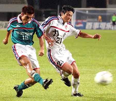 足坛偷腥:小贝好男人形象受损,深圳六君子招妞