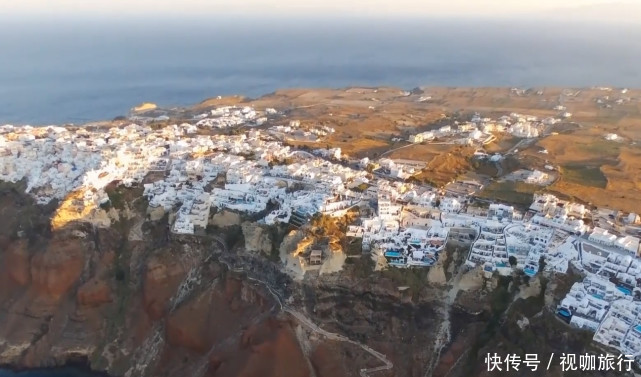 这里是欣赏日落最美的地方？落日的余晖在远处地平线上慢慢消失