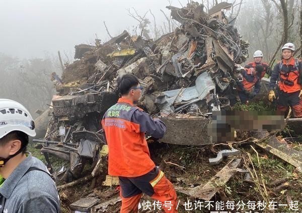 台湾空军黑鹰直升机