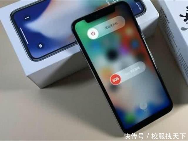 拼多多上,4千多抢到iPhoneX,拆开后肠子都悔