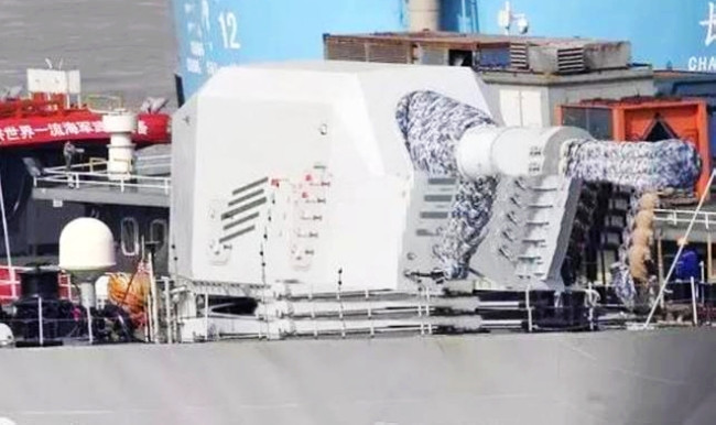 中国电磁炮上舰,让美国人吵成三派,有位自称中