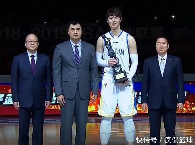 CBA季后赛12进8结果一边倒,唯独这二队杀的