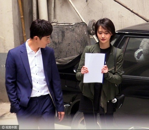 郑爽拍新戏脸变圆润 小仙女爽妹子和罗晋两人