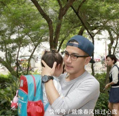 杨幂3岁女儿正面照曝光, 小糯米长开变漂亮, 刘