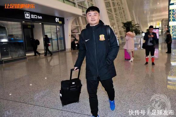 卓尔结束第一阶段冬训,今天飞赴西班牙进行为