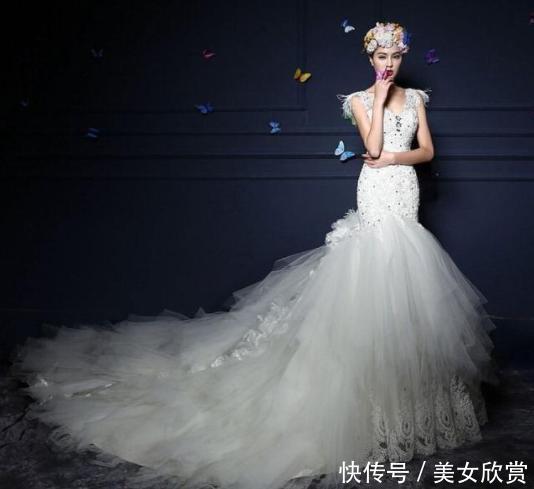 心理测试:4件鱼尾裙,哪件最美?测你身边有没有真命天子守护你 bwin娱乐平台