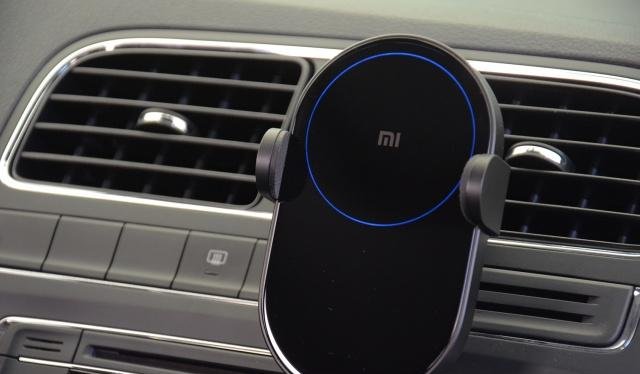 小米20W无线车充评测,堪称小米9专用配件