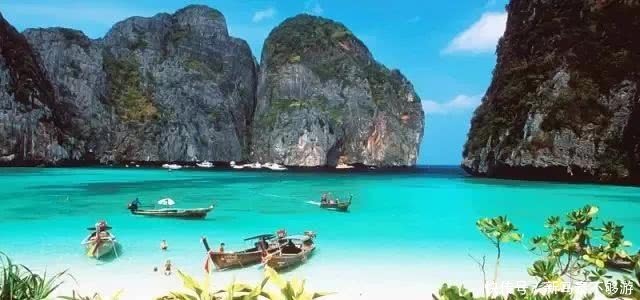 有人这样比喻“普吉岛像一个穿金戴玉的贵妇,而甲米则像脂粉不施
