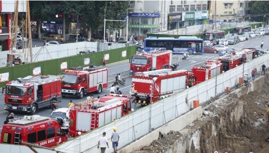 郑州在建地铁5号线发生事故:16人被救3人昏迷