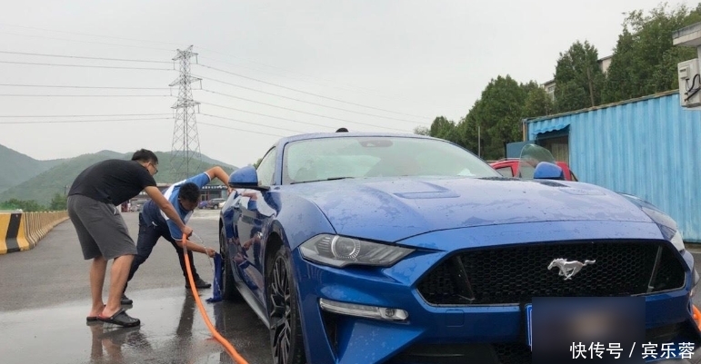 为啥几乎不见豪车去洗车?知道内幕后,估计你也不想再去洗车店了 大发888bet