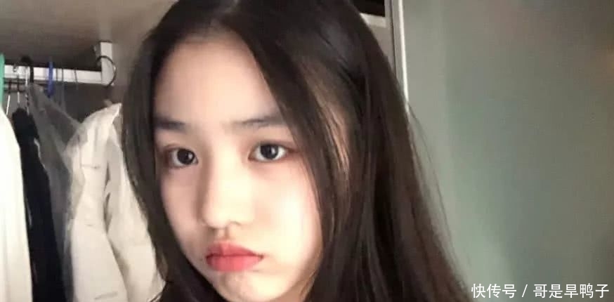 汪峰家的女人们颜值都高,初中被放学最美星二2017几评为下午女儿点图片