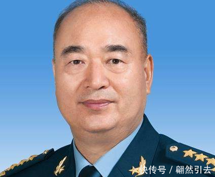 许其亮上将从普通飞行员到军委副主席,他经历了什么