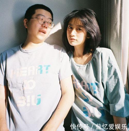 李诞在综艺节目中承认, 他已经与女友结婚, 网友