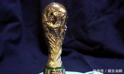 为什么很多国家想举办世界杯?