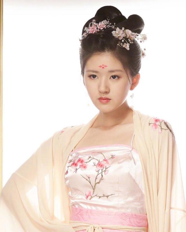 《哦!我的皇帝陛下》女主赵思露,肉嘟嘟女孩会