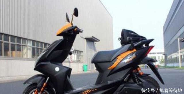 电动车买雅迪好还是买爱玛好听维修老师傅一分