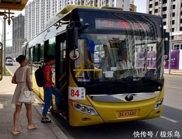 元的公交车,会有多赚钱?来看看司机们是怎么说