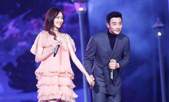 唐嫣罗晋分手了?看两个人的互动就知道真相了