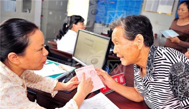 为什么社保交满15年,却领不到养老金原来是漏