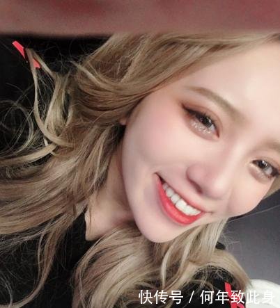 美女主播走红网络,参加《中国好声音》获导师