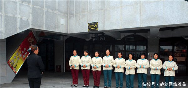 广东这家物业管理公司每天早上要求保洁阿姨列