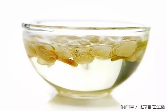 茉莉花茶叶可以干吃吗 t01c7d3a6e8e4e7f734.jpg?size=640x426