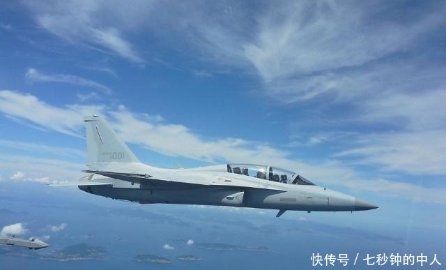 枭龙战机又获订单?马来西亚总理:两架,只要两