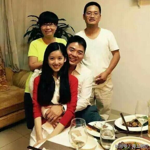 看了这些照片 你就会明白奶茶妹妹为什么会嫁给刘强东