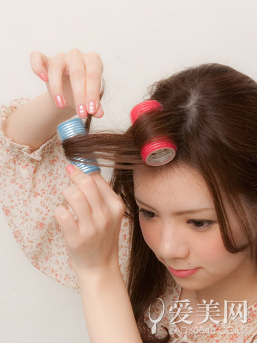 中长发怎么扎好看侧边马尾显慵懒_360问答